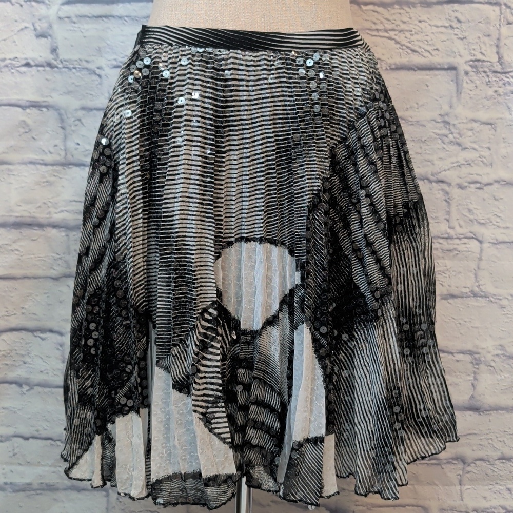 Alberto Makali Pleated Black, Grey & White Skirt w/ Sequins Size 12